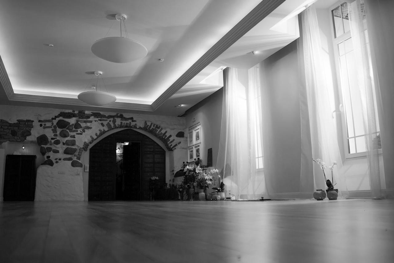 Mai Ram Yoga House Bed & Breakfast วิลนีอุส ภายนอก รูปภาพ